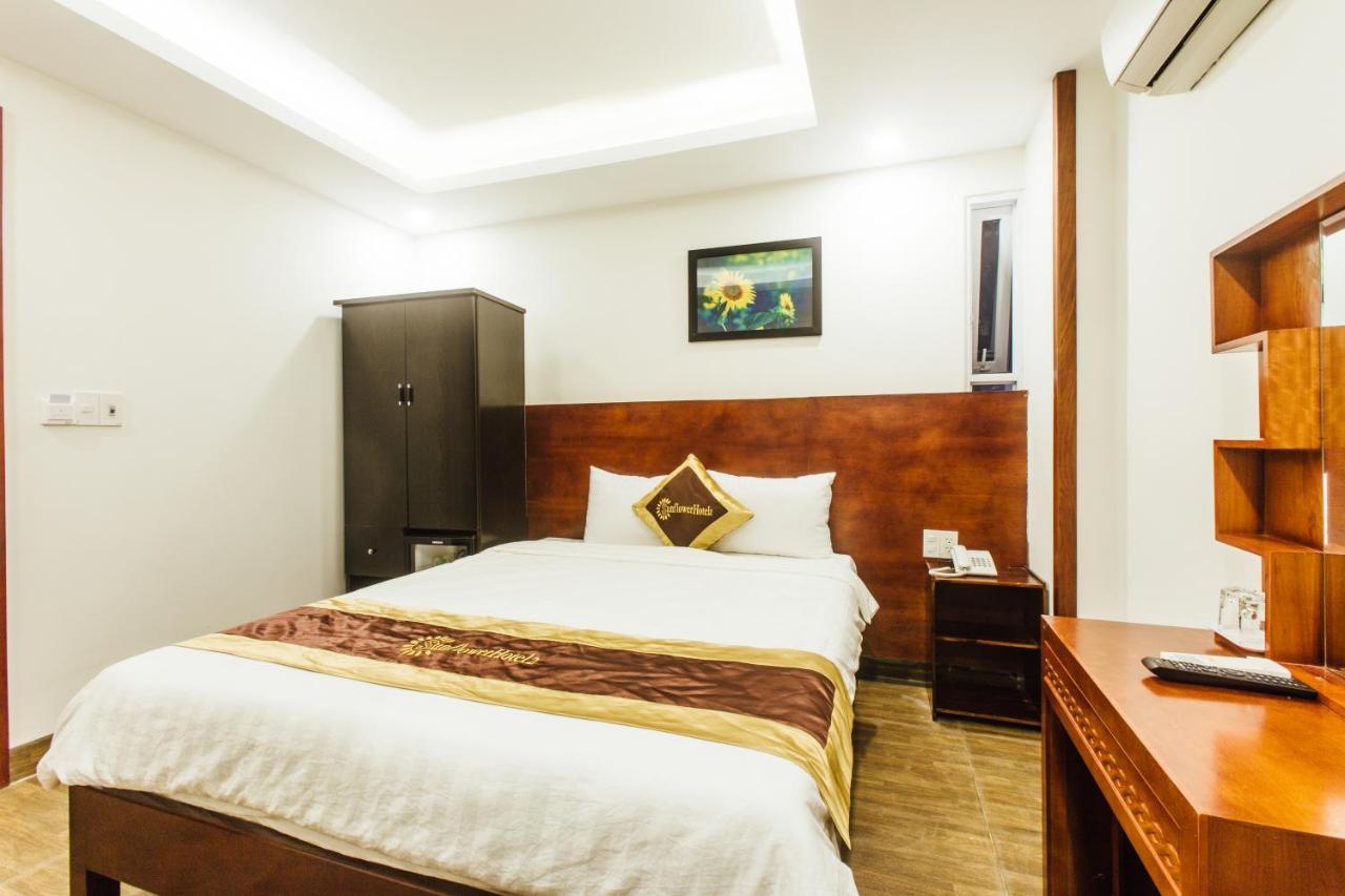 Sunflower Hotel 2 Da Nang Zewnętrze zdjęcie